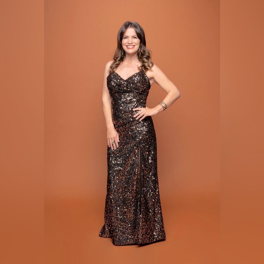 NWT Mac Duggal Sequined Gown Bronze Size 10 Gather Waist Low Back Formal Gown - Picture 3 of 14